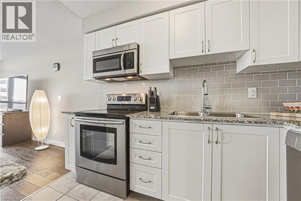 1940 Ironstone Drive Unit# 610, Burlington, Ontario  L7L 0E4 - Photo 3 - 40813700