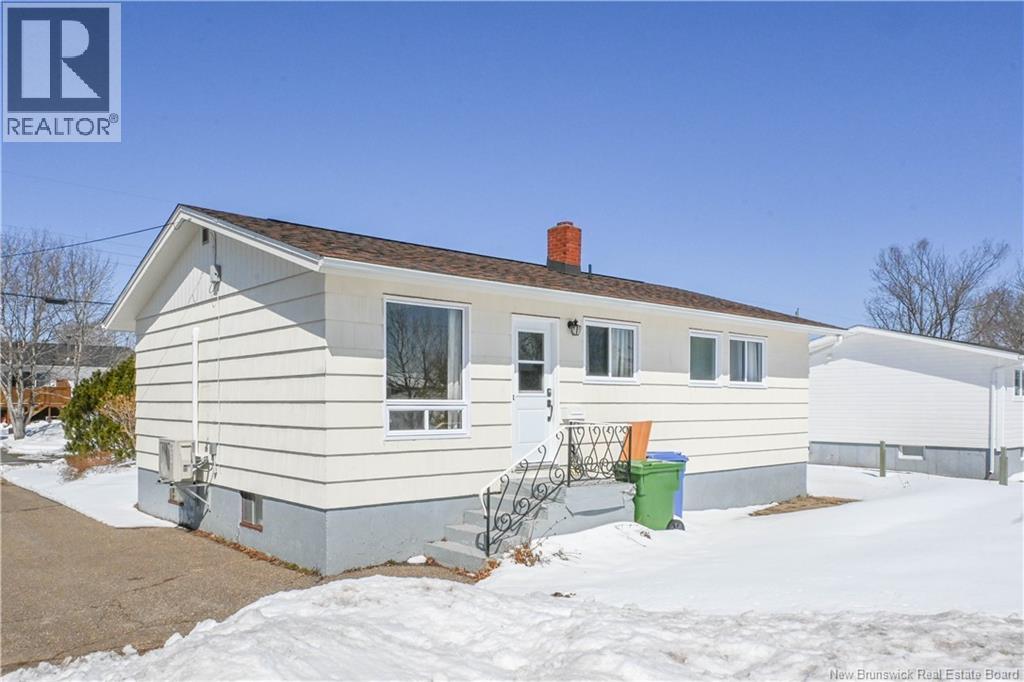 148 Des Pins Street, Shippagan, New Brunswick  E8S 1K2 - Photo 5 - NB136867