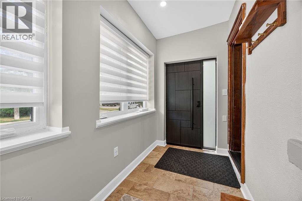 108 Owen Street, Barrie, Ontario  L4M 3H7 - Photo 3 - 40816167