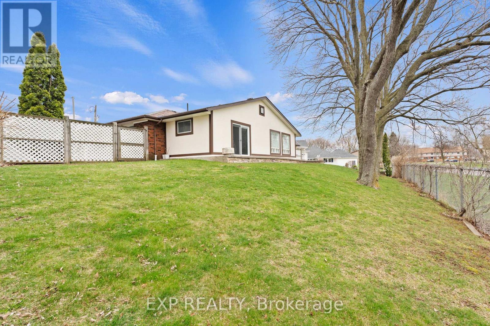 Unknown Address, ,     - Photo 15 - X12981142