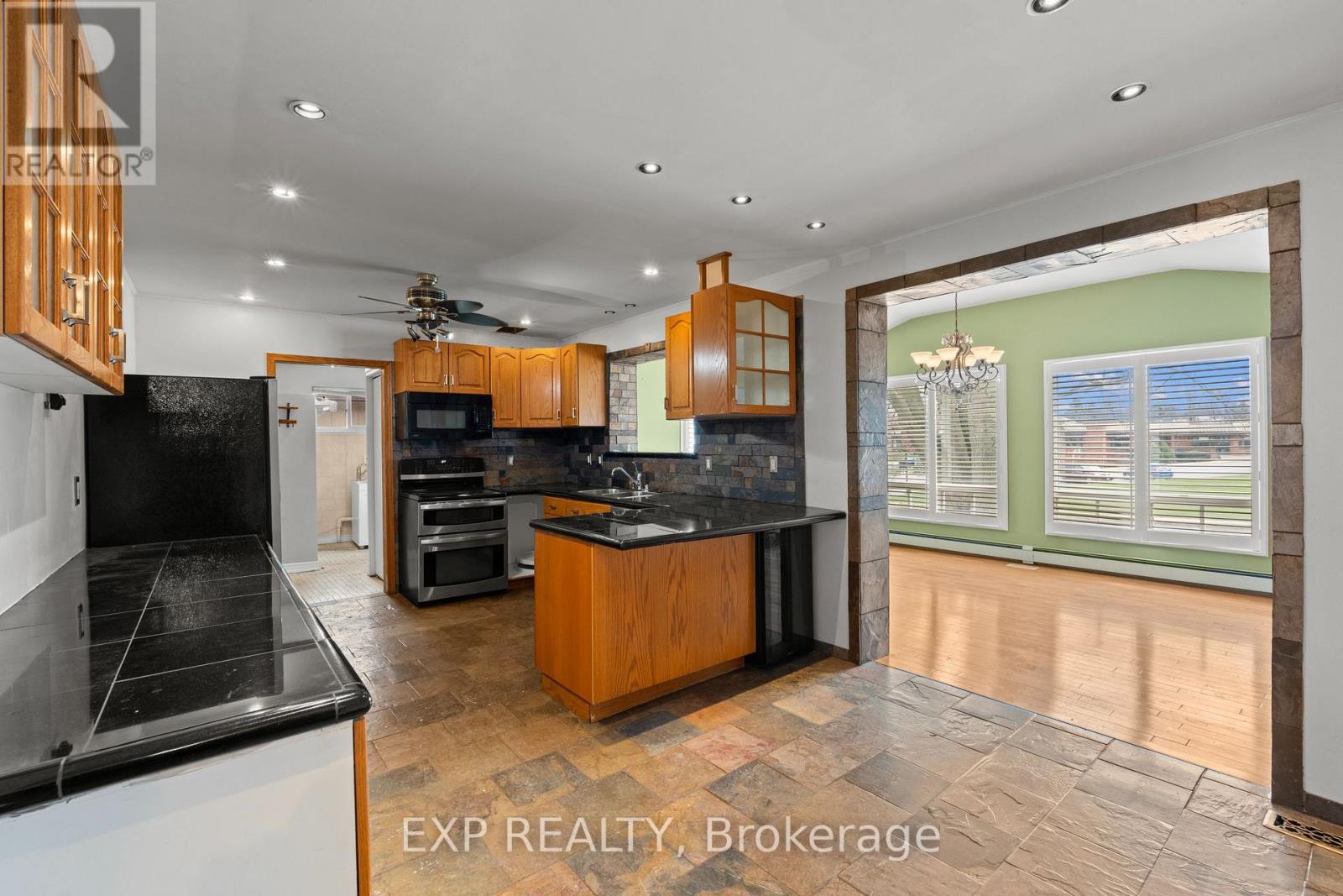 Unknown Address, ,     - Photo 6 - X12981142