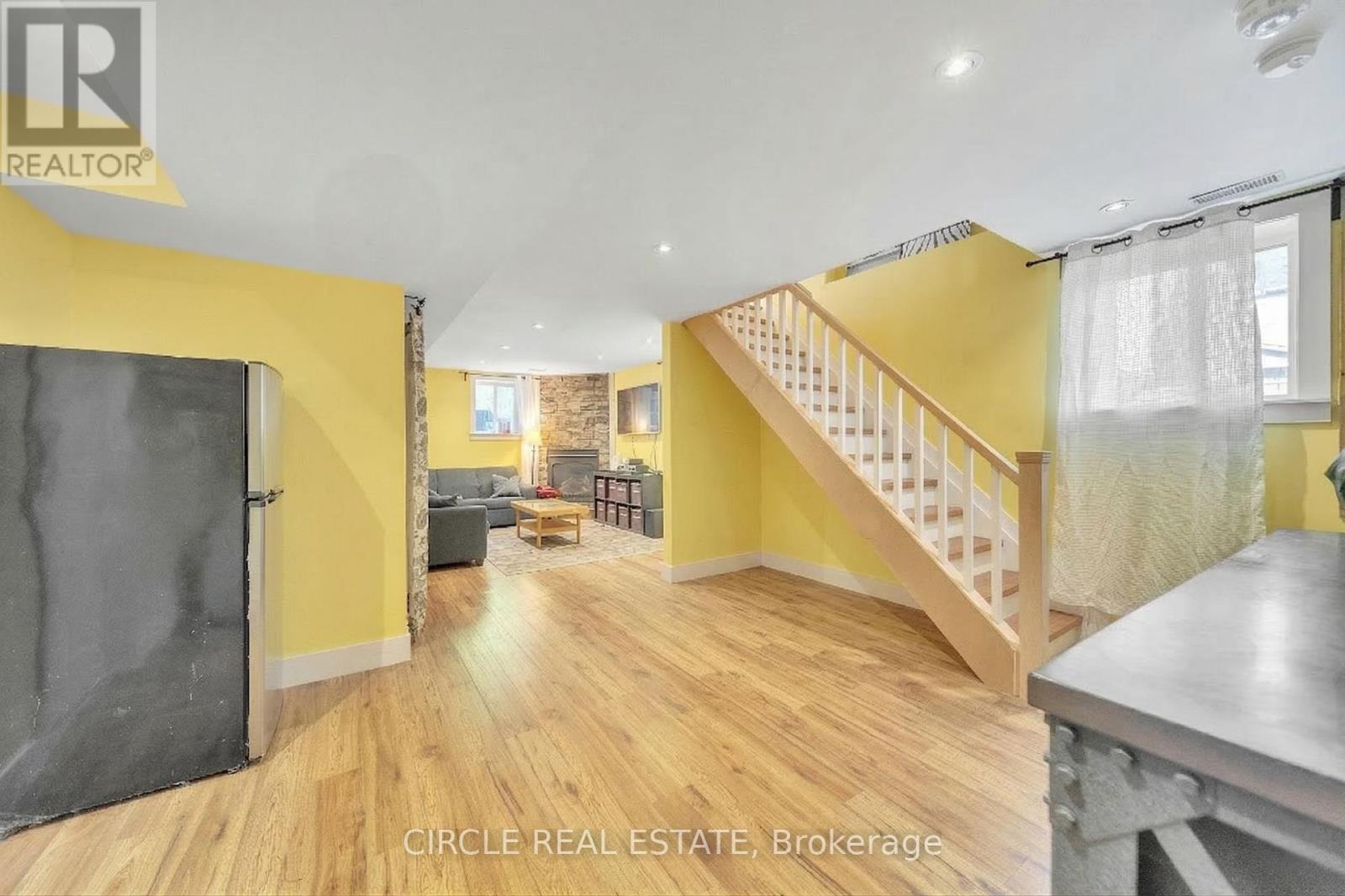 1043 Shaw Drive, Mississauga, Ontario  L5G 3Z3 - Photo 31 - W12885086