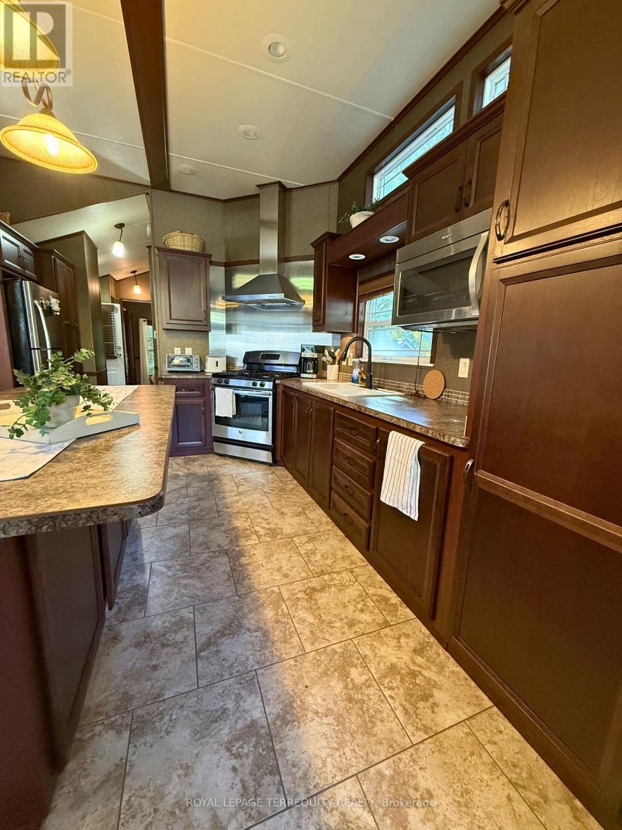 14 Rockhaven, Selwyn, Ontario  K0L 2H0 - Photo 13 - X12975390