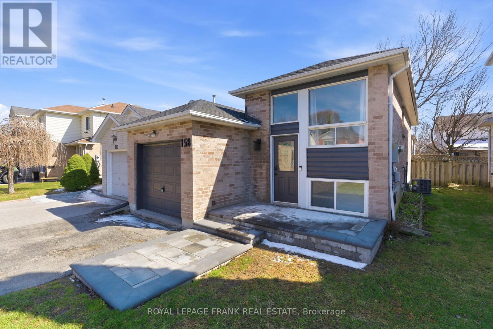 158 Trudeau Drive, Clarington, Ontario  L1C 4J3 - Photo 2 - E12981152
