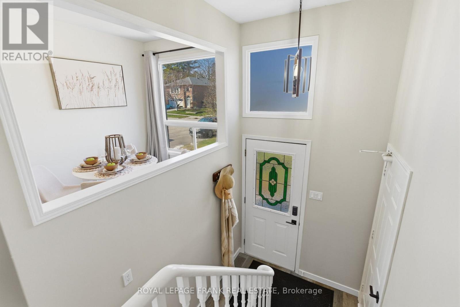 158 Trudeau Drive, Clarington, Ontario  L1C 4J3 - Photo 4 - E12981152