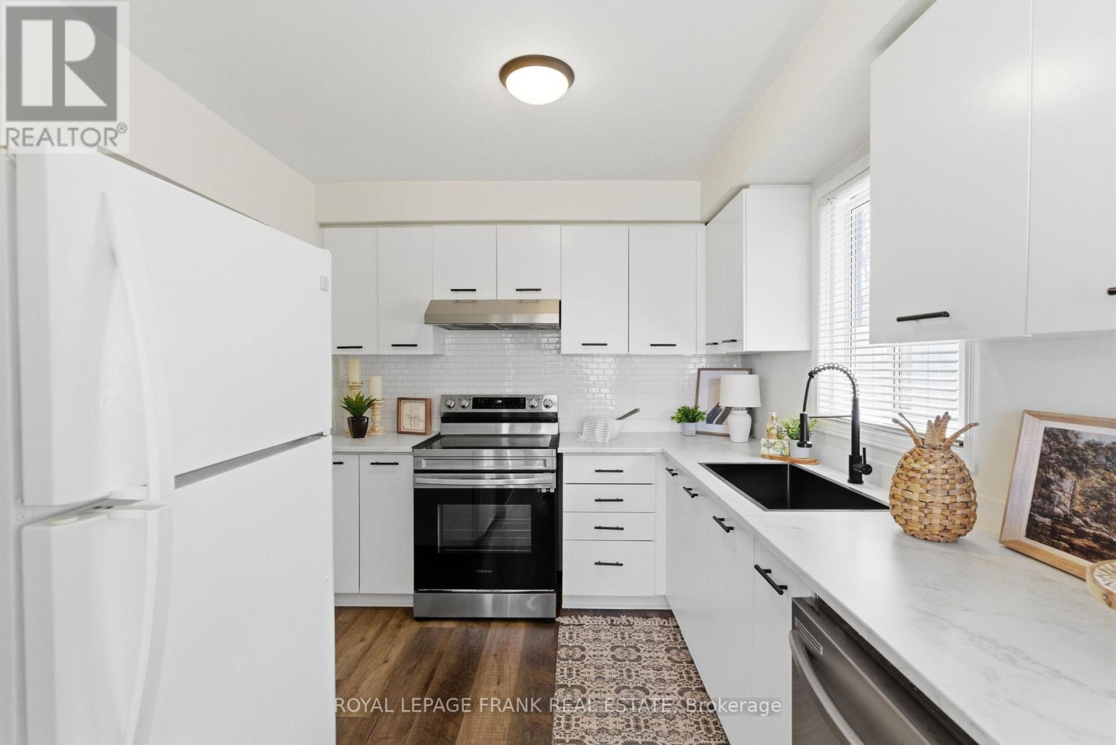 158 Trudeau Drive, Clarington, Ontario  L1C 4J3 - Photo 7 - E12981152