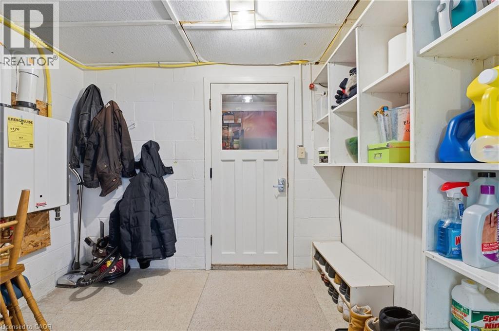 34 Carey Street, Waterdown, Ontario  L8B 0L5 - Photo 32 - 40801974