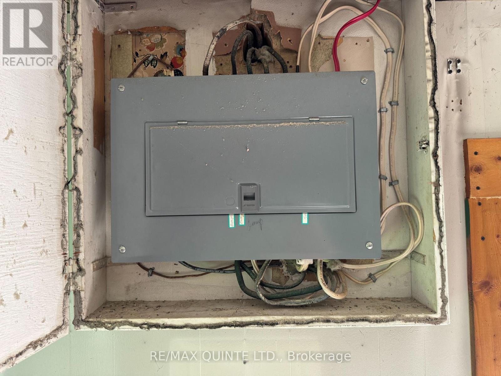 801 Old Highway 2, Quinte West, Ontario  K8V 5P5 - Photo 12 - X12981144