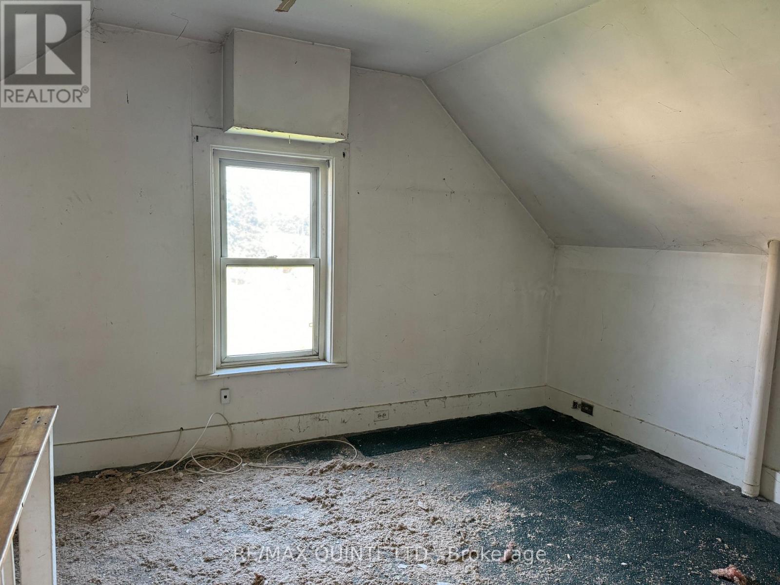 801 Old Highway 2, Quinte West, Ontario  K8V 5P5 - Photo 6 - X12981144