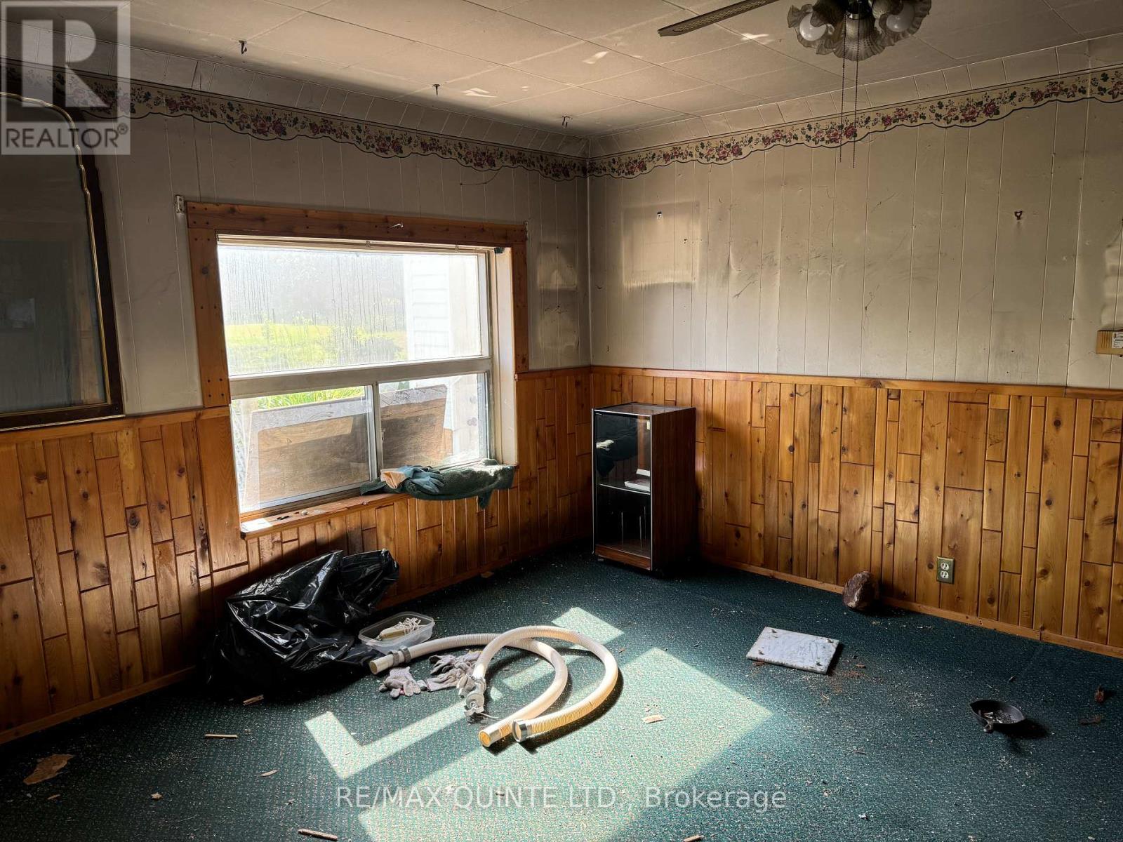 801 Old Highway 2, Quinte West, Ontario  K8V 5P5 - Photo 8 - X12981144