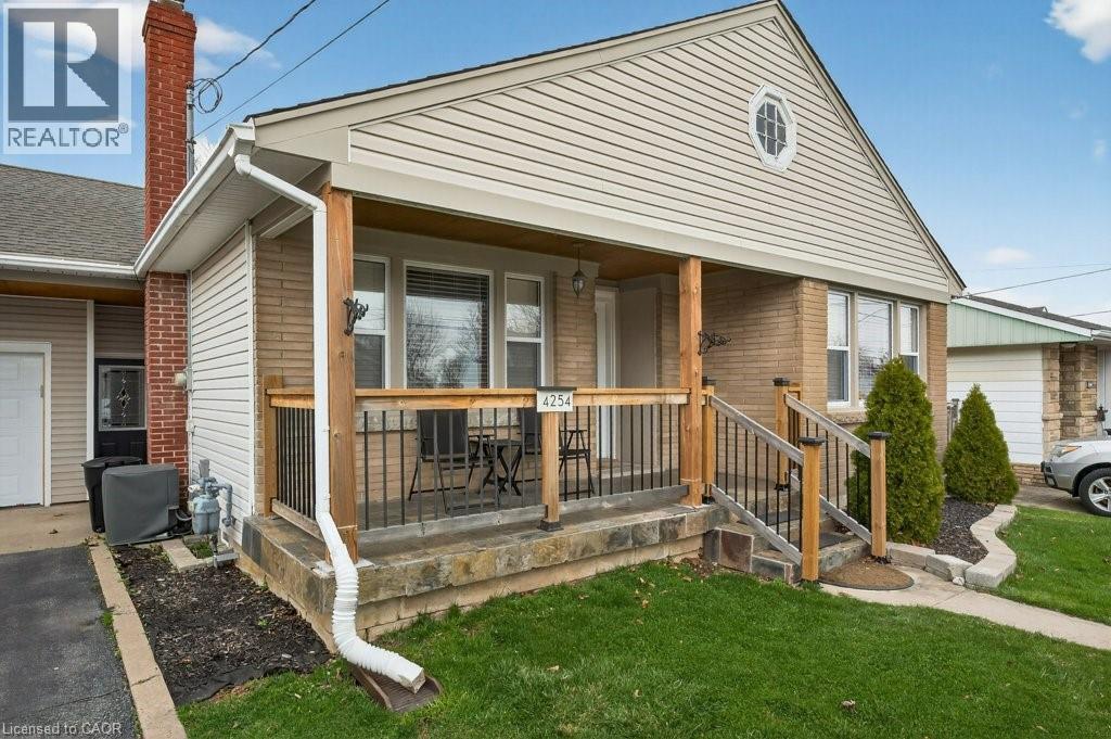 4254 Crescent Avenue, Beamsville, Ontario  L3J 0H4 - Photo 4 - 40817541