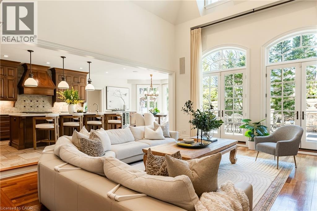 2096 Lakeshore Road E, Halton, Ontario  L6J 1M3 - Photo 9 - 40819415