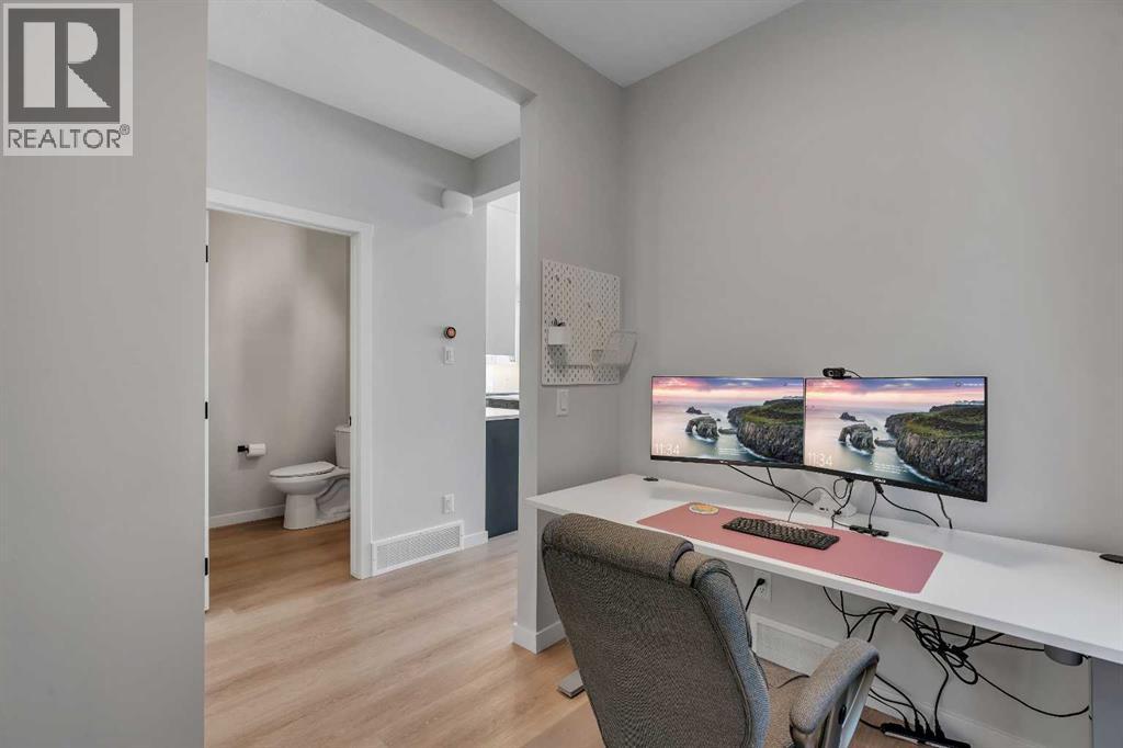 23 Savoy Terrace SE, Calgary, Alberta  T3S 0C6 - Photo 6 - A2299853