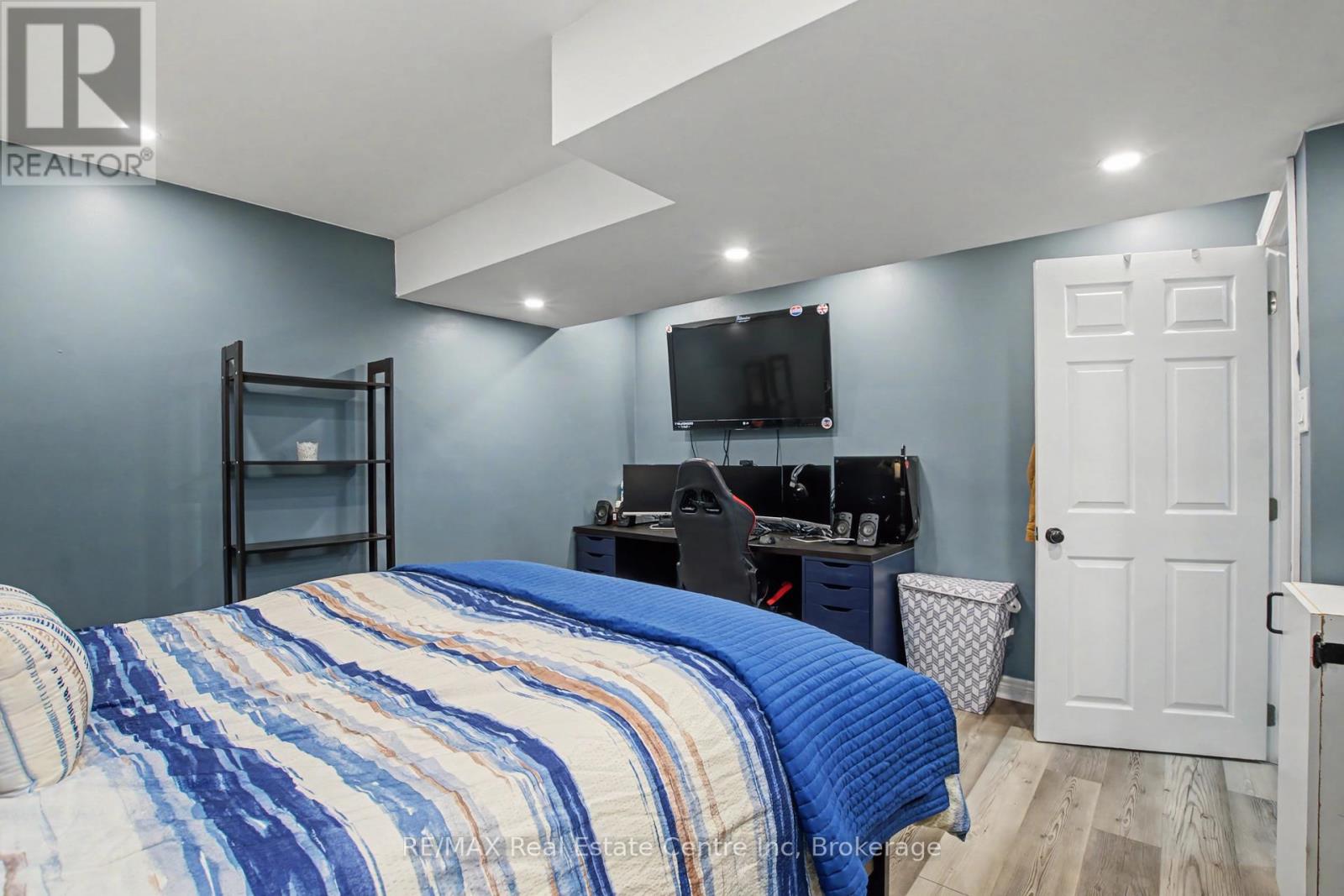 771 Victoria Terrace, Centre Wellington, Ontario  N1M 3L5 - Photo 25 - X12981028