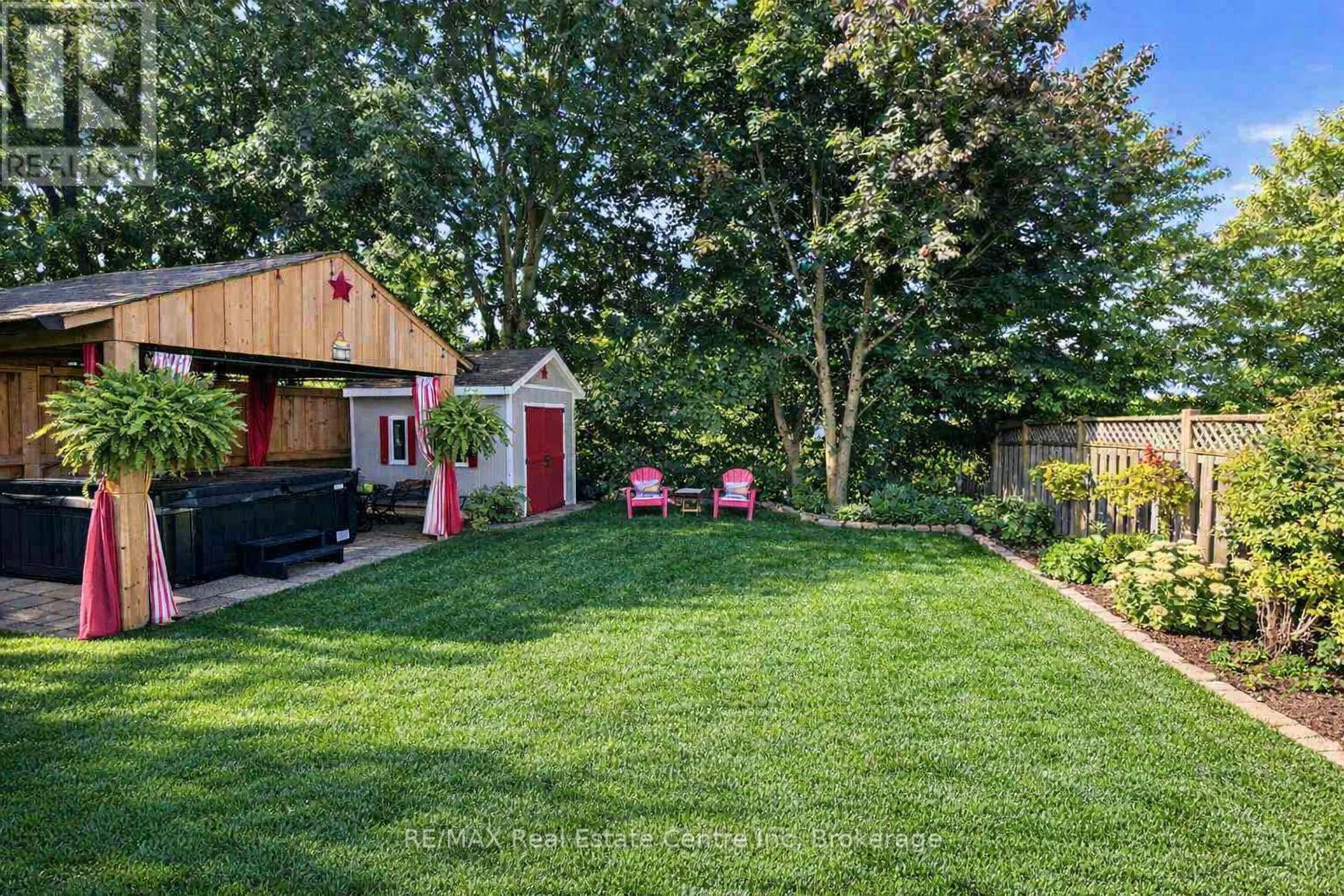 771 Victoria Terrace, Centre Wellington, Ontario  N1M 3L5 - Photo 29 - X12981028