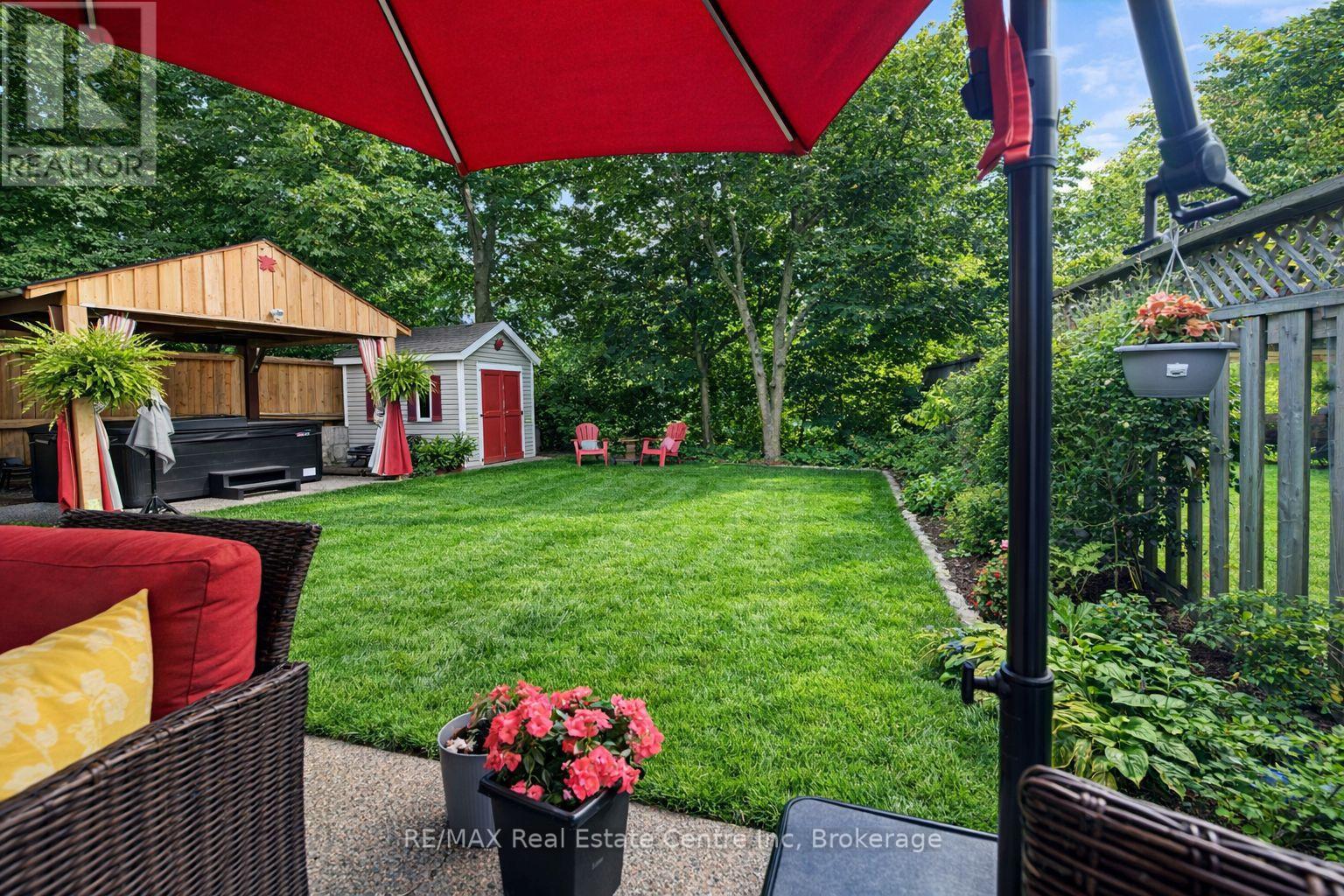 771 Victoria Terrace, Centre Wellington, Ontario  N1M 3L5 - Photo 32 - X12981028