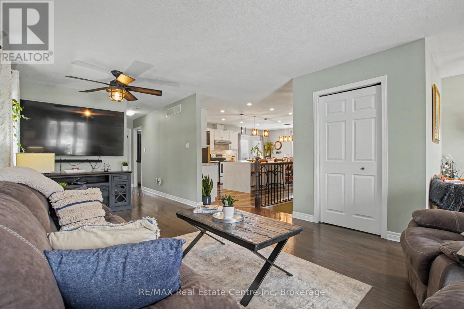 771 Victoria Terrace, Centre Wellington, Ontario  N1M 3L5 - Photo 7 - X12981028