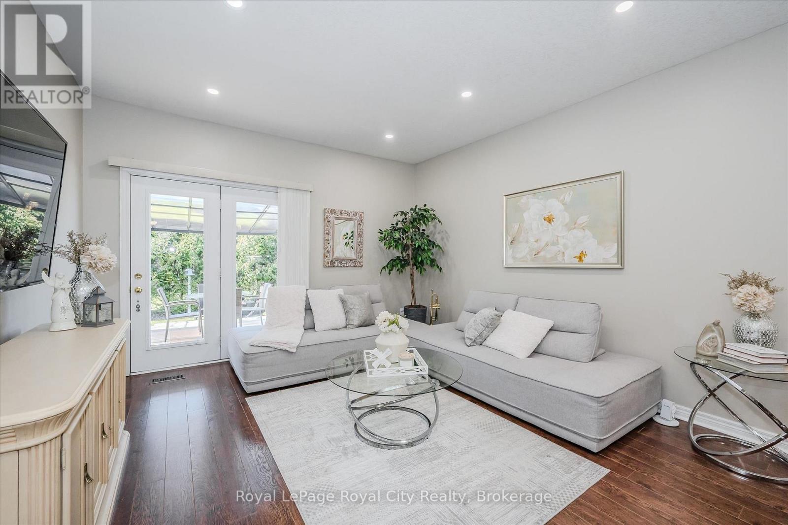 291 Bamford Drive, North Perth, Ontario  N4W 3V2 - Photo 7 - X12981054