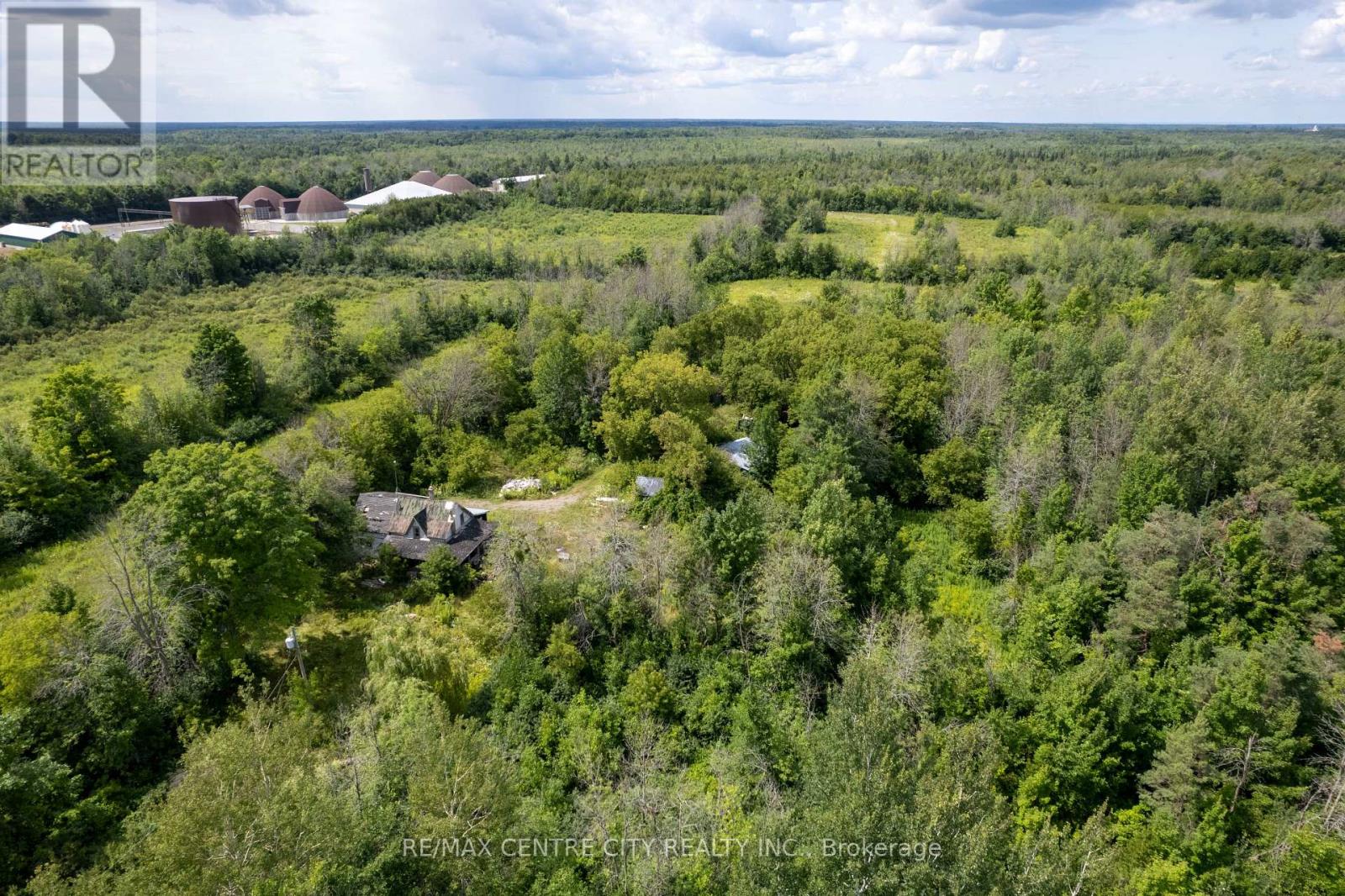 2215 County Road 20, North Grenville, Ontario  K0G 1T0 - Photo 3 - X12981068