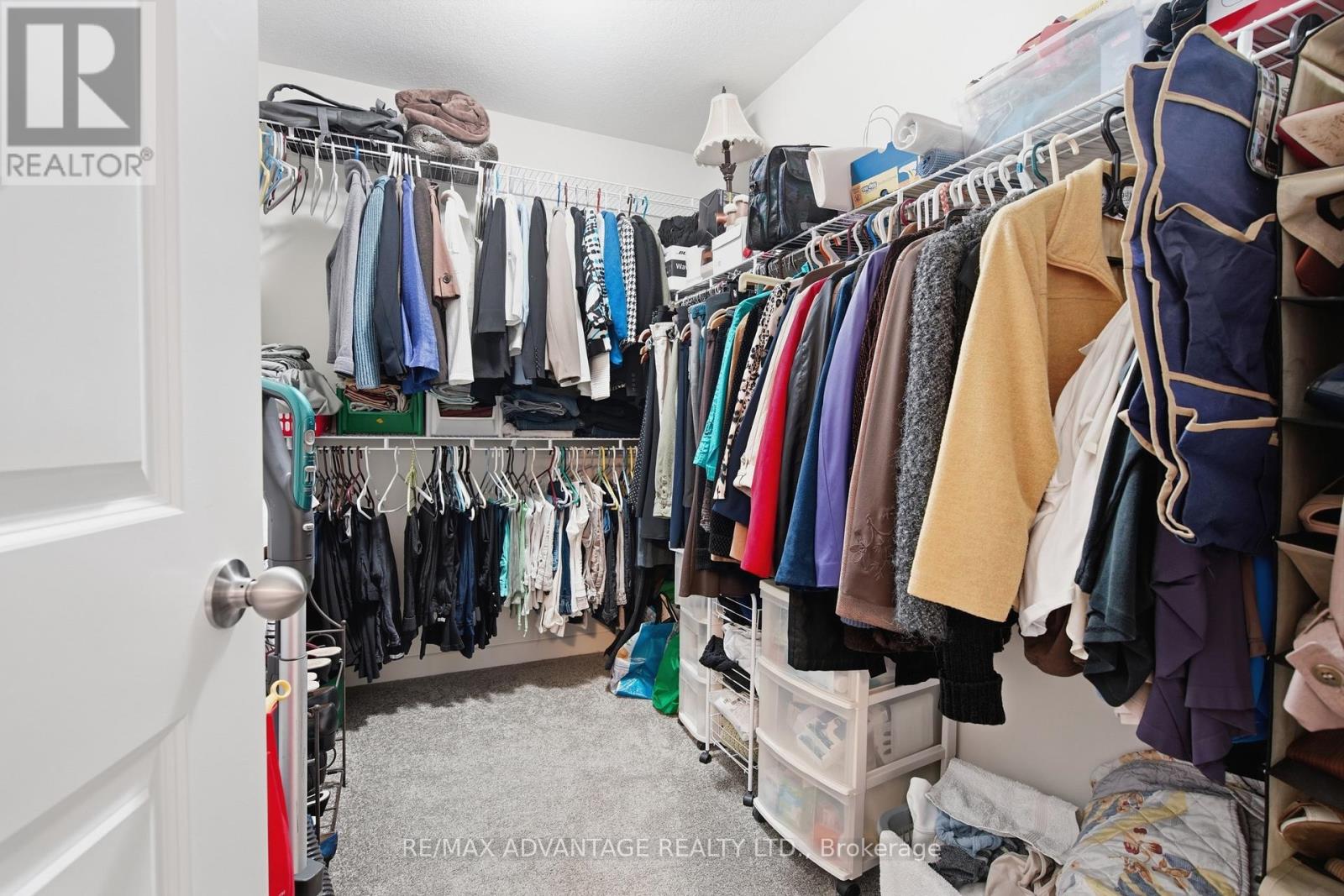 16 Empire Parkway, St. Thomas, Ontario  N5R 0E9 - Photo 20 - X12981072