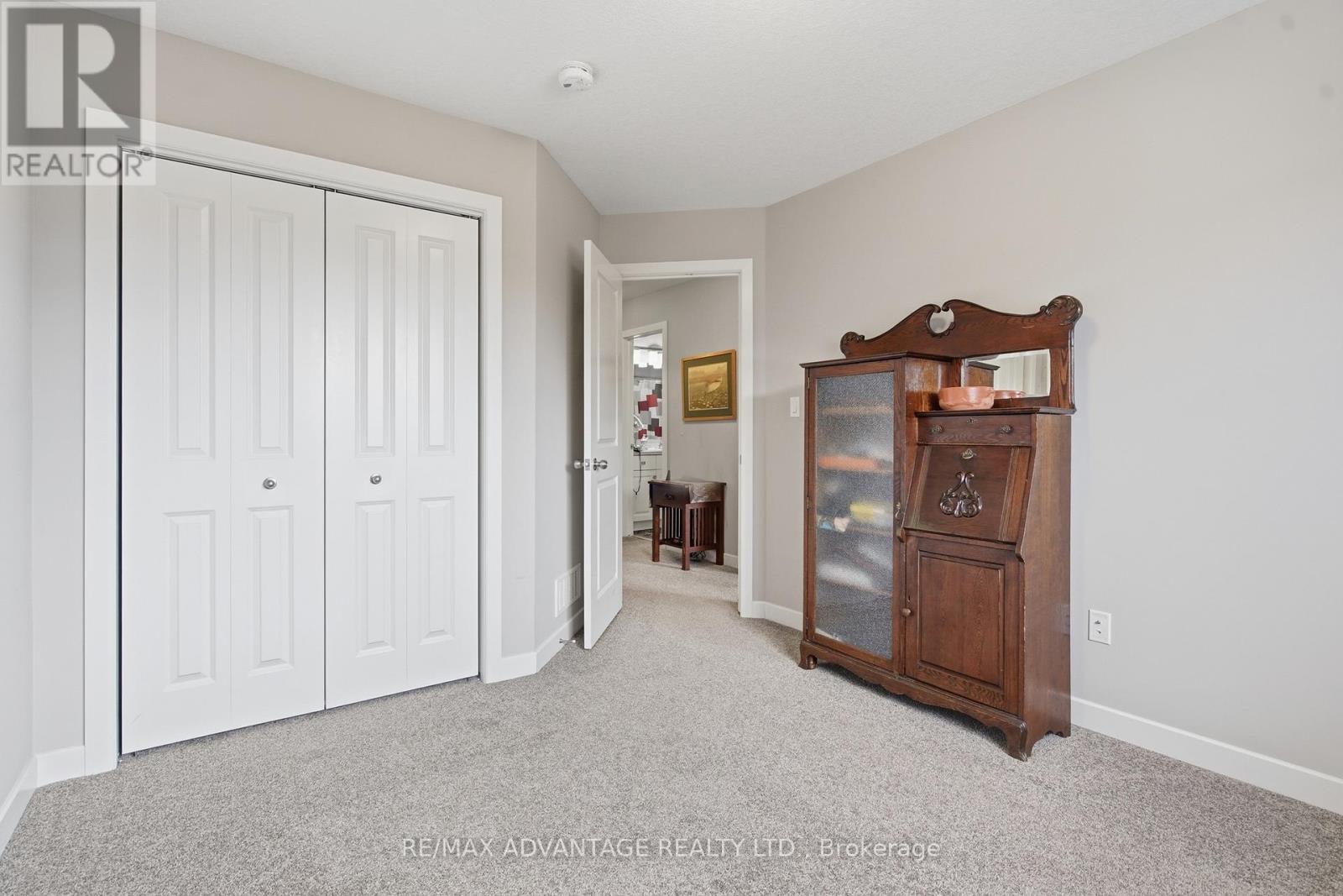 16 Empire Parkway, St. Thomas, Ontario  N5R 0E9 - Photo 24 - X12981072