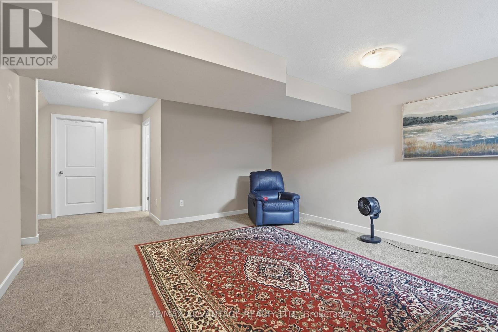 16 Empire Parkway, St. Thomas, Ontario  N5R 0E9 - Photo 28 - X12981072