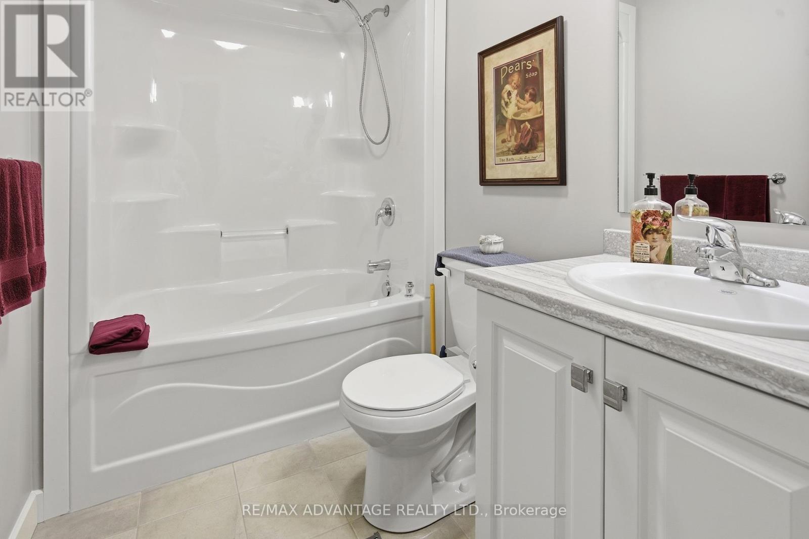 16 Empire Parkway, St. Thomas, Ontario  N5R 0E9 - Photo 29 - X12981072