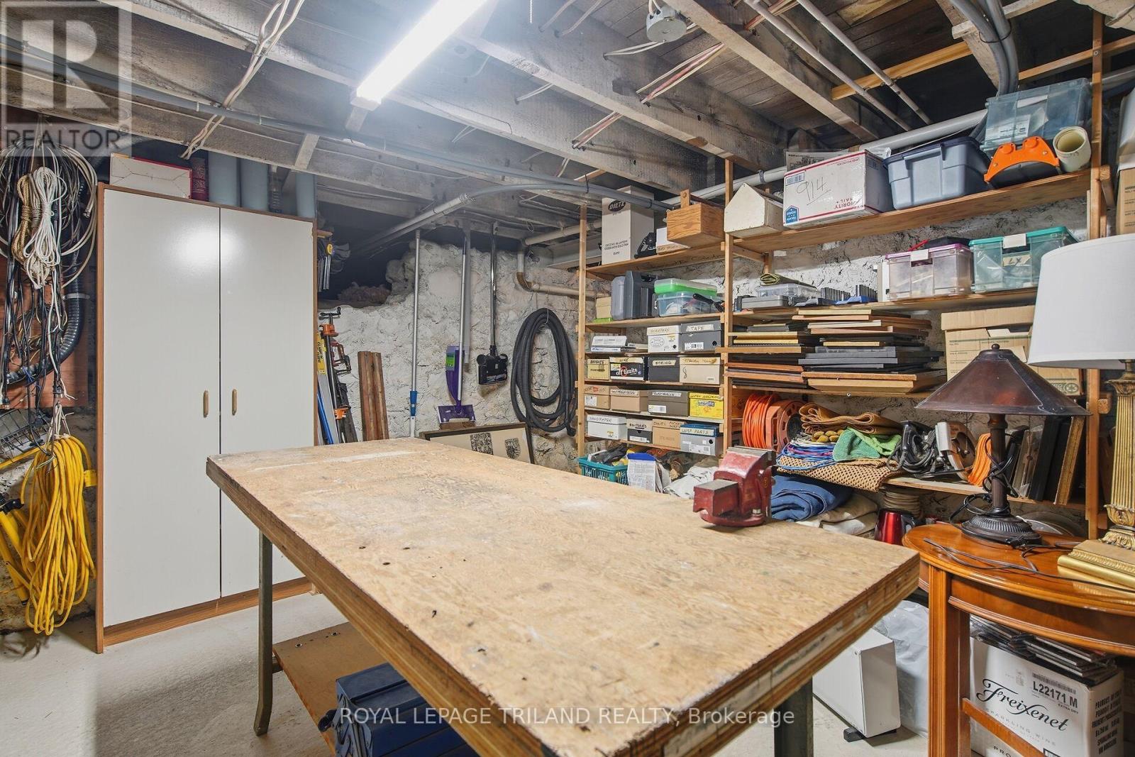 937 Waterloo Street, London East (East B), Ontario  N6A 3X2 - Photo 33 - X12981100