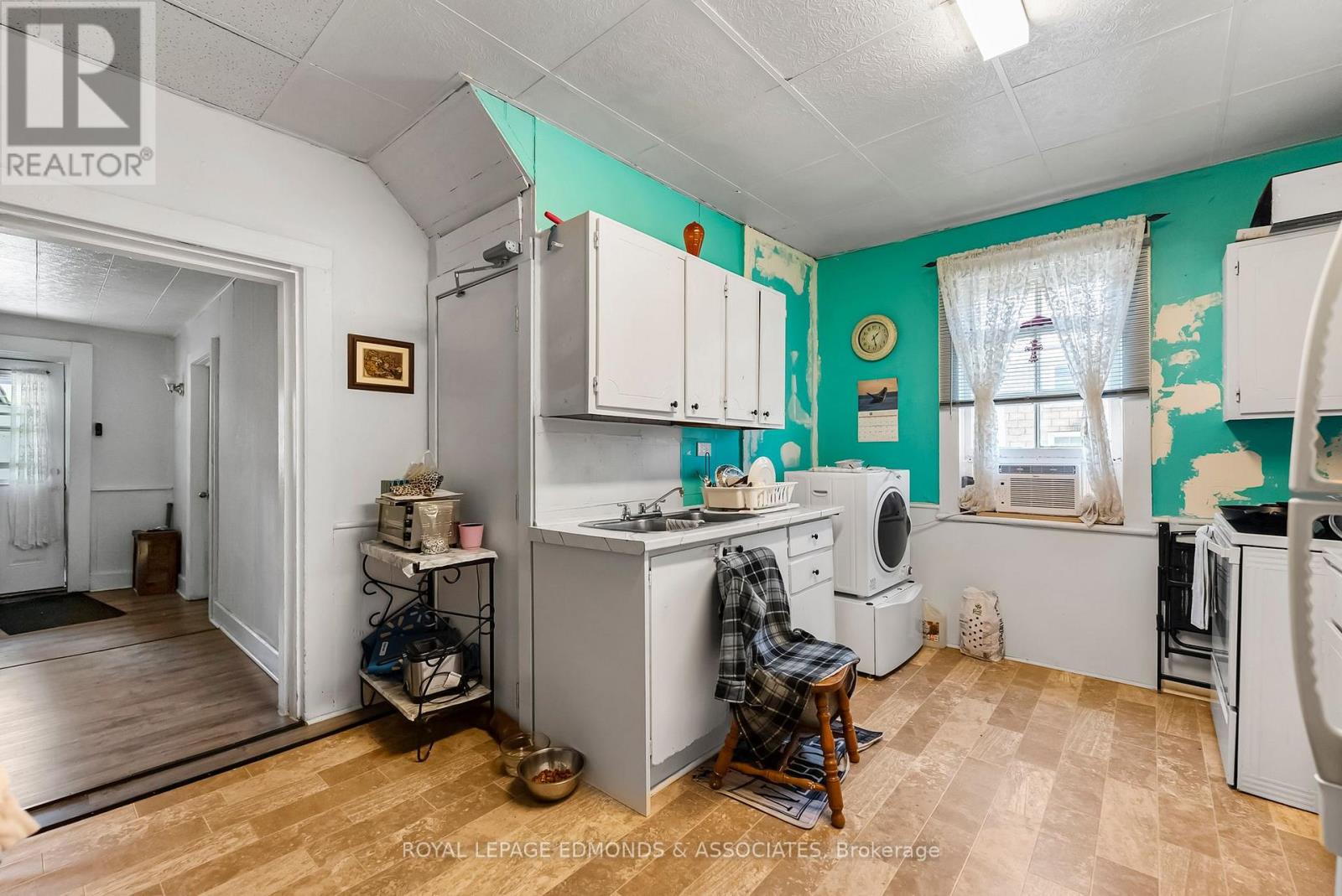 394 Pembroke Street E, Pembroke, Ontario K8A 3K6 - Photo 18 - X12980998