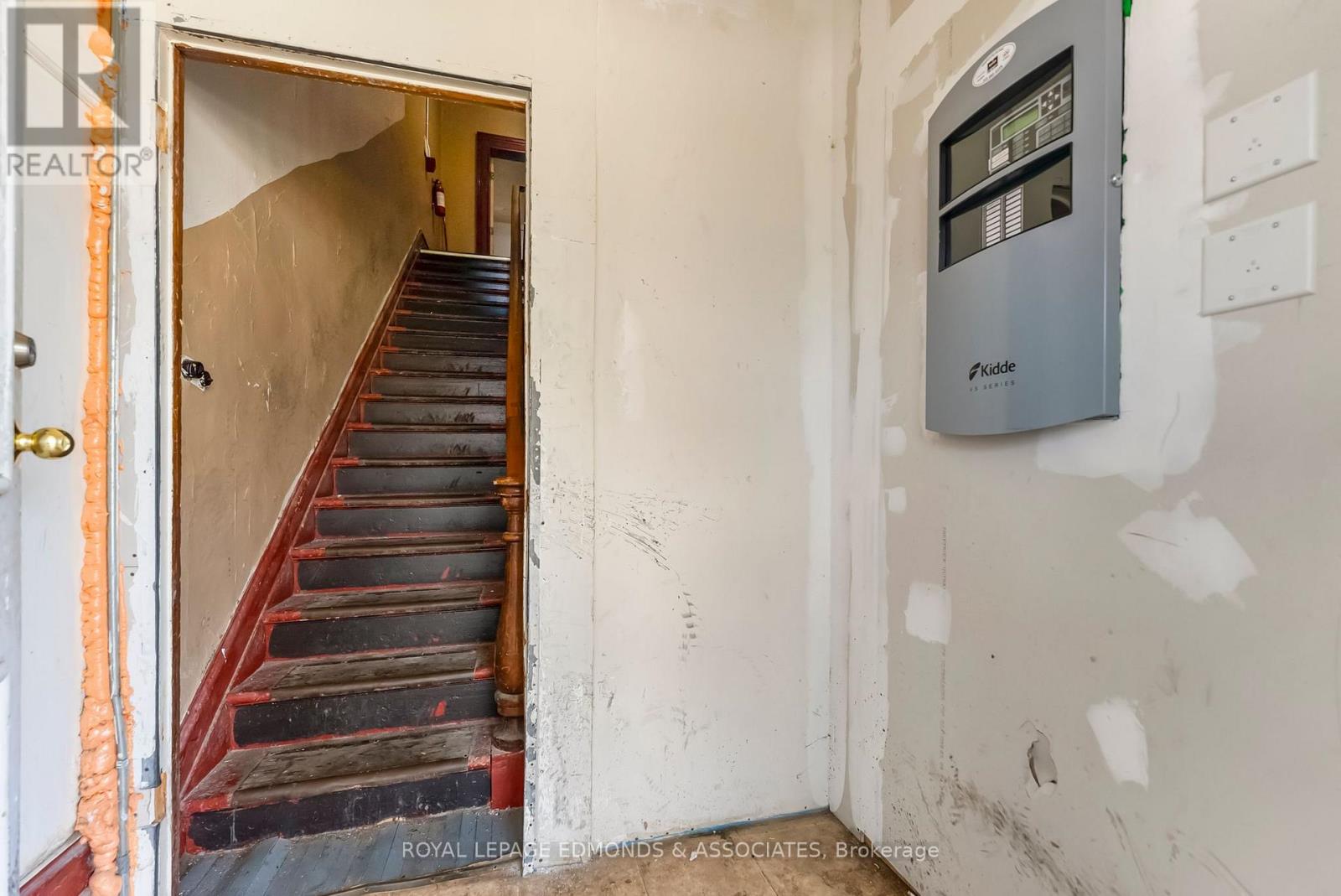 394 Pembroke Street E, Pembroke, Ontario K8A 3K6 - Photo 23 - X12980998