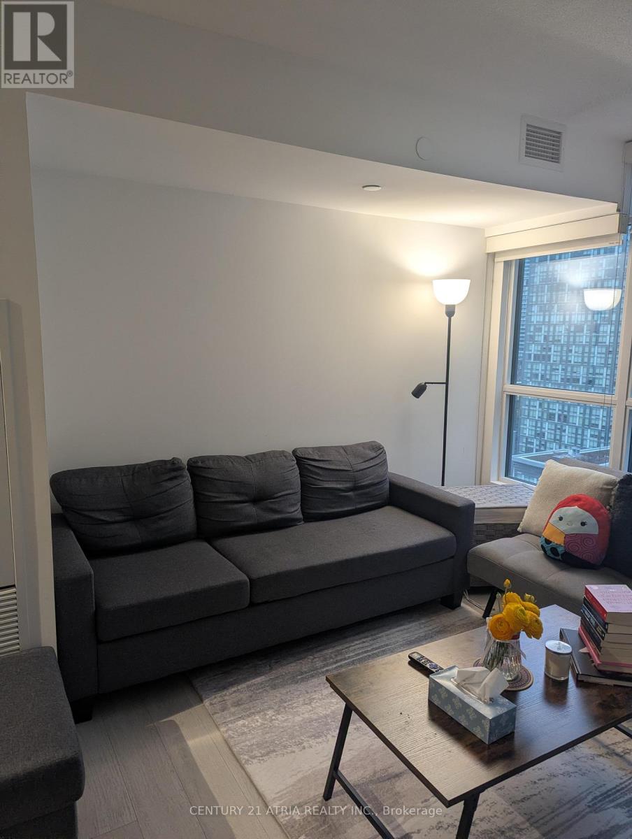 2008 - 80 Queens Wharf Road, Toronto, Ontario  M5V 0J3 - Photo 7 - C12980984