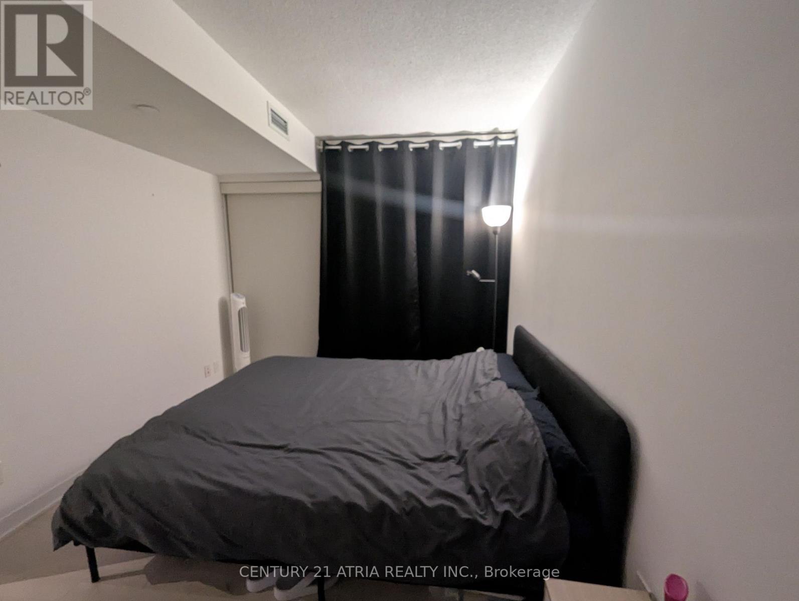 2008 - 80 Queens Wharf Road, Toronto, Ontario  M5V 0J3 - Photo 8 - C12980984