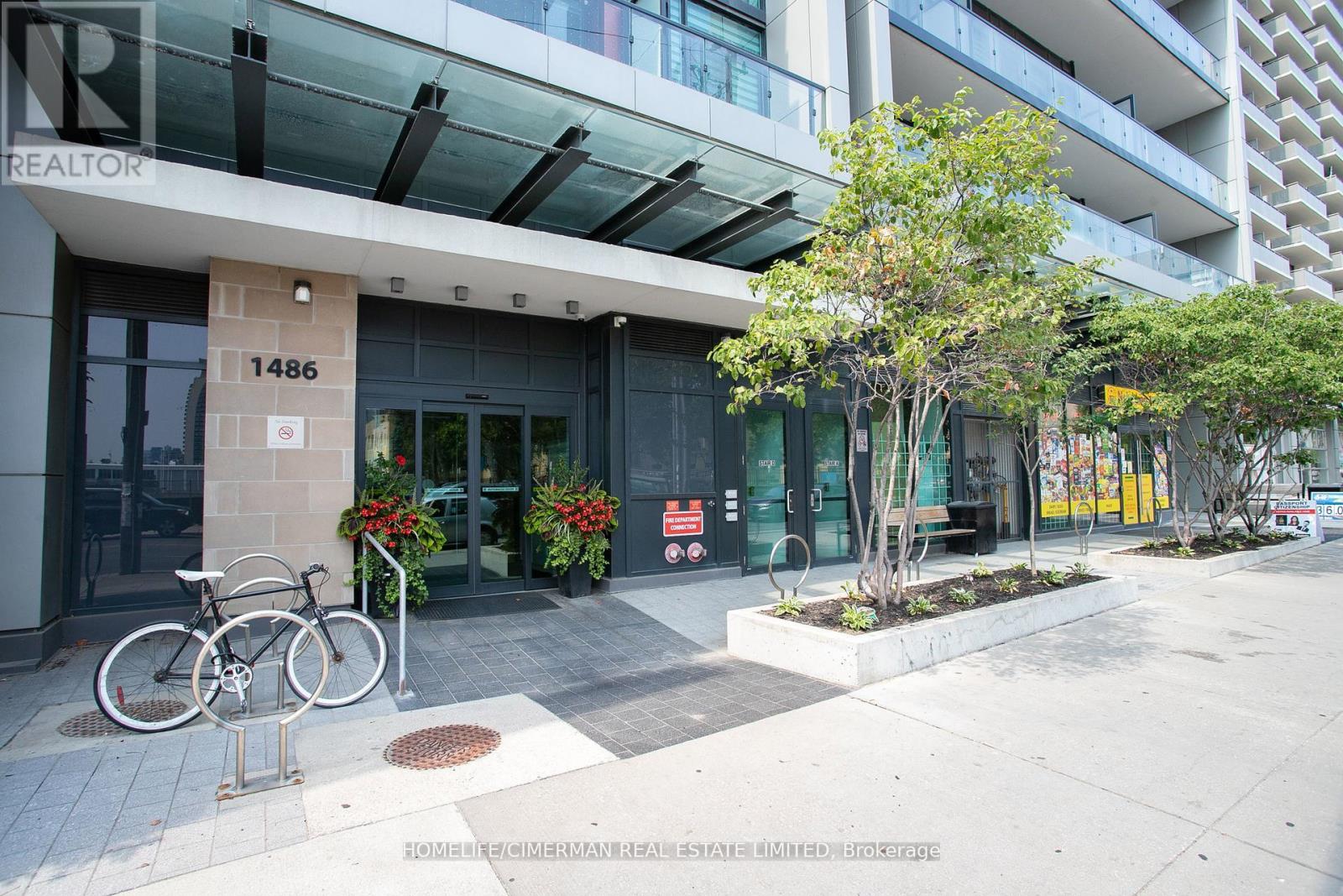 1604 - 1486 Bathurst Street, Toronto, Ontario  M5P 3G9 - Photo 2 - C12981044