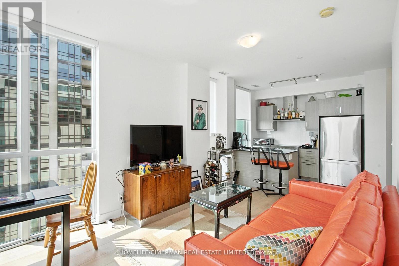 1604 - 1486 Bathurst Street, Toronto, Ontario  M5P 3G9 - Photo 4 - C12981044