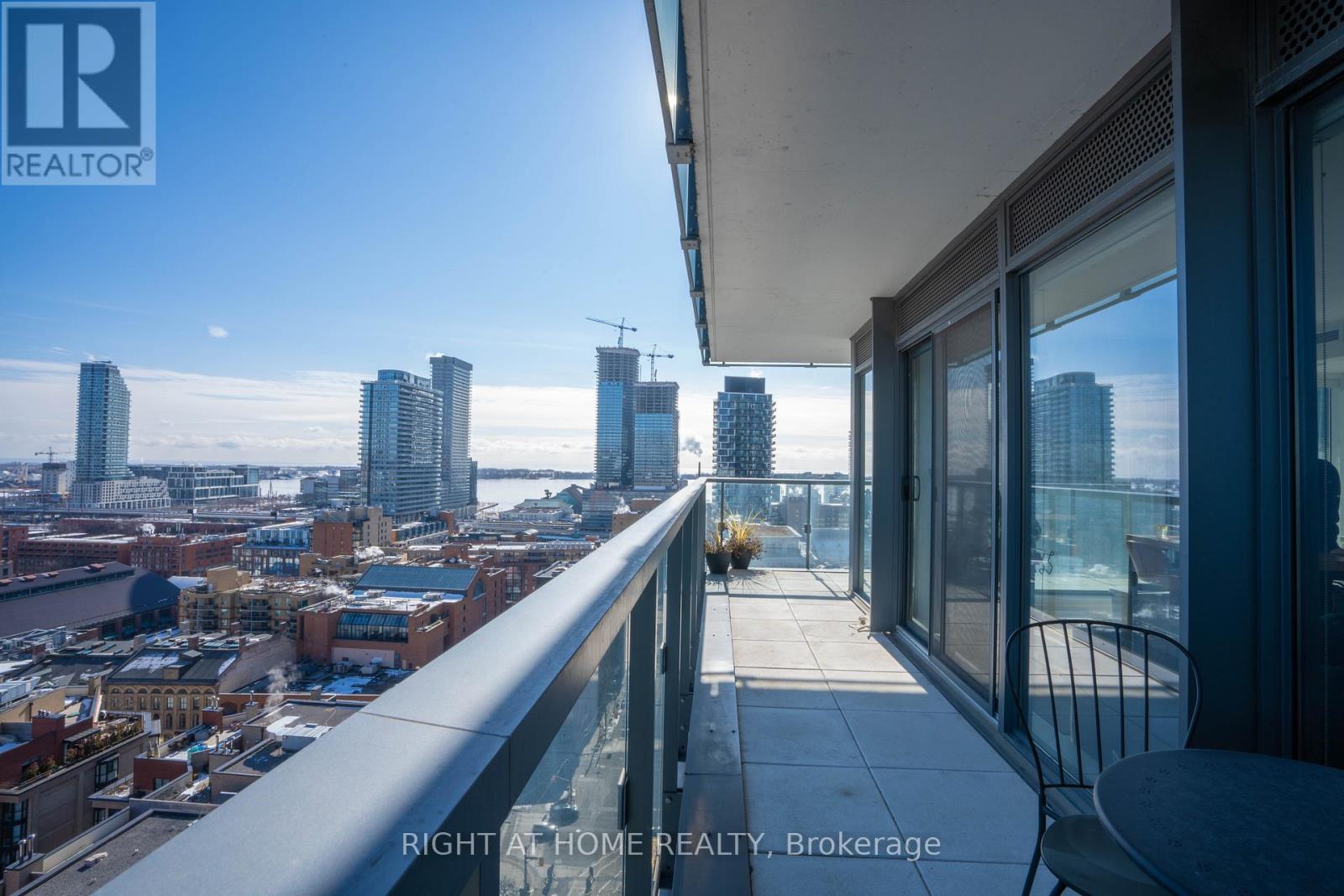 1803 - 60 Colborne Street, Toronto, Ontario  M5E 0B7 - Photo 10 - C12981106