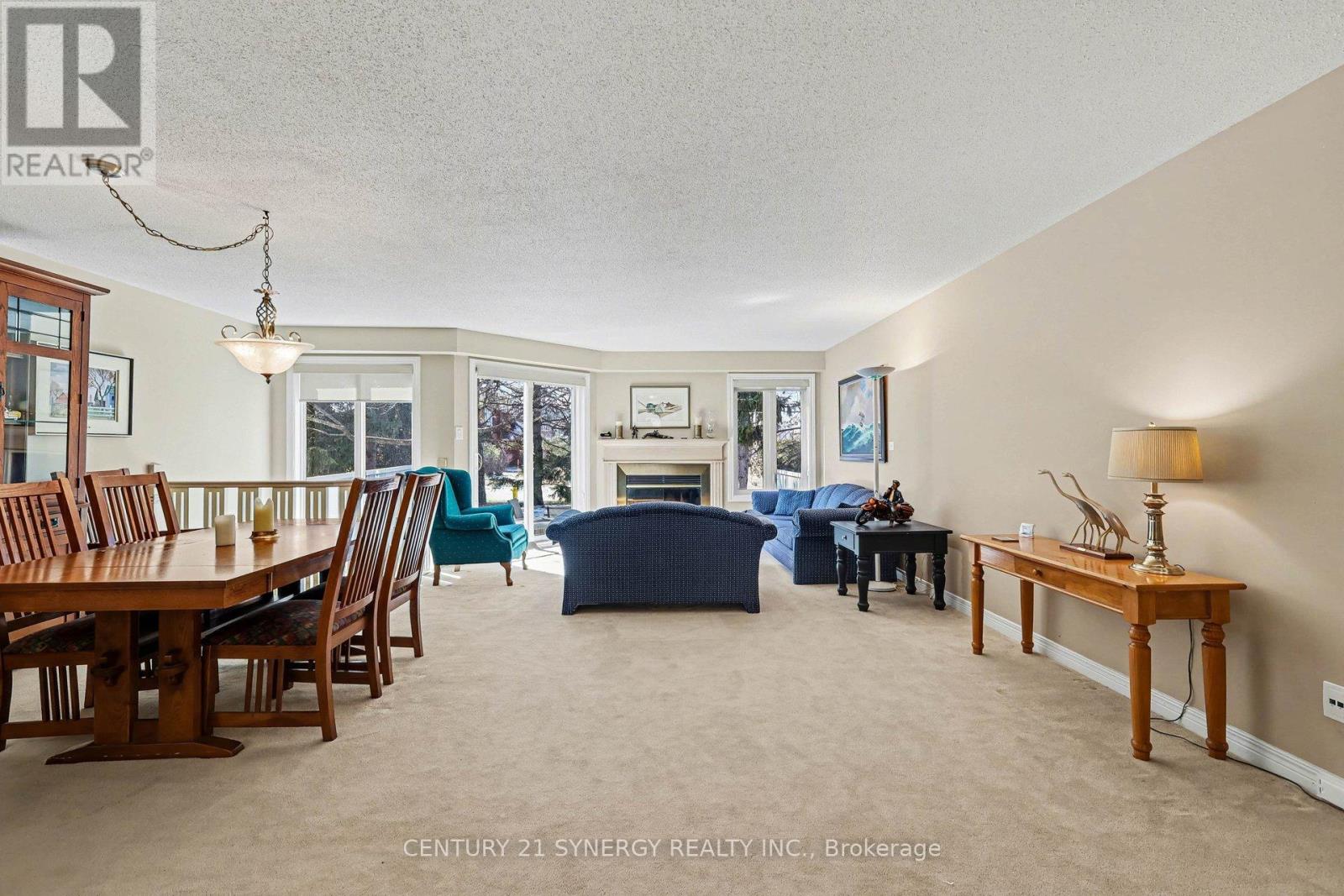 11 Grandcourt Drive, Ottawa, Ontario K2G 5W9 - Photo 11 - X12980980