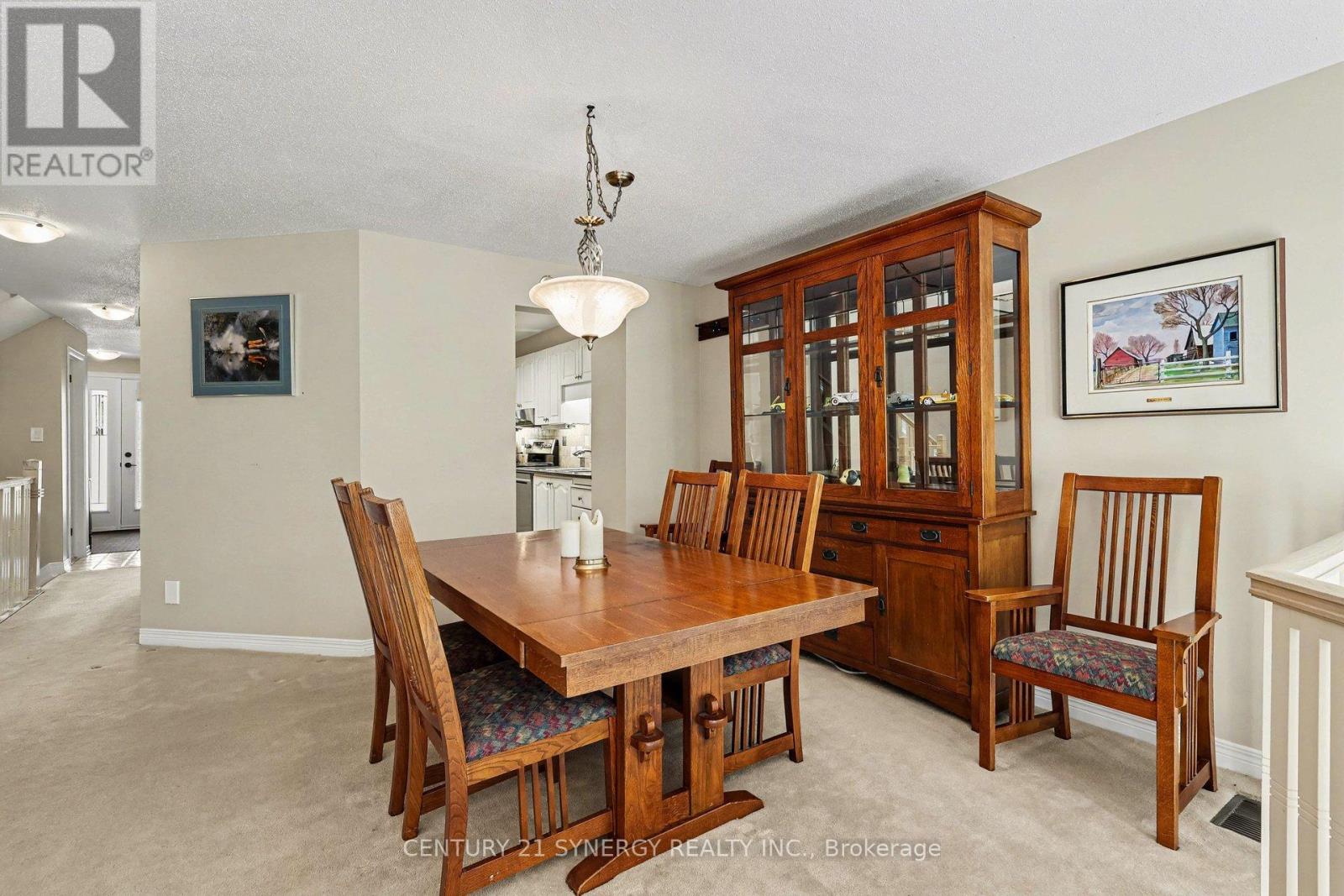 11 Grandcourt Drive, Ottawa, Ontario K2G 5W9 - Photo 12 - X12980980