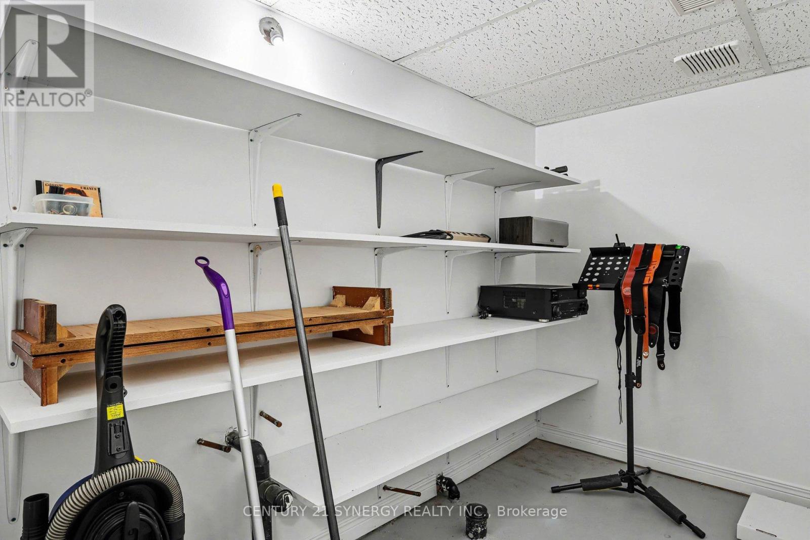 11 Grandcourt Drive, Ottawa, Ontario K2G 5W9 - Photo 18 - X12980980