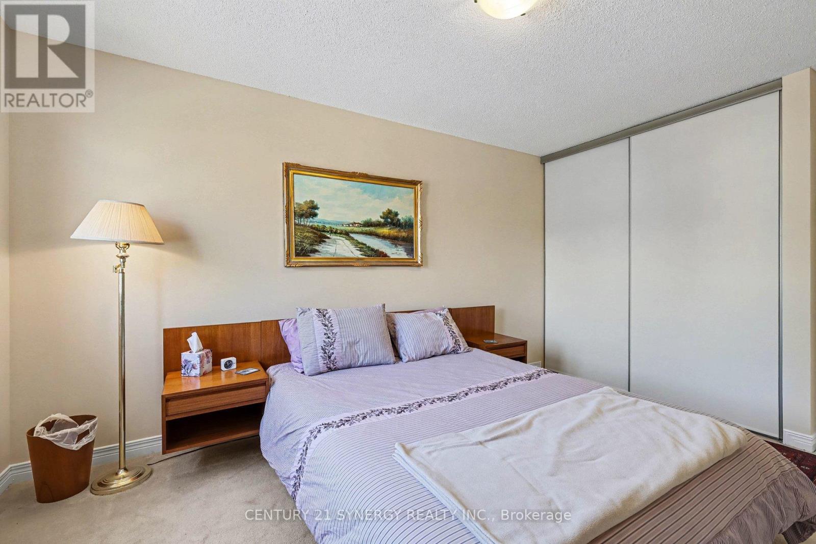 11 Grandcourt Drive, Ottawa, Ontario K2G 5W9 - Photo 28 - X12980980