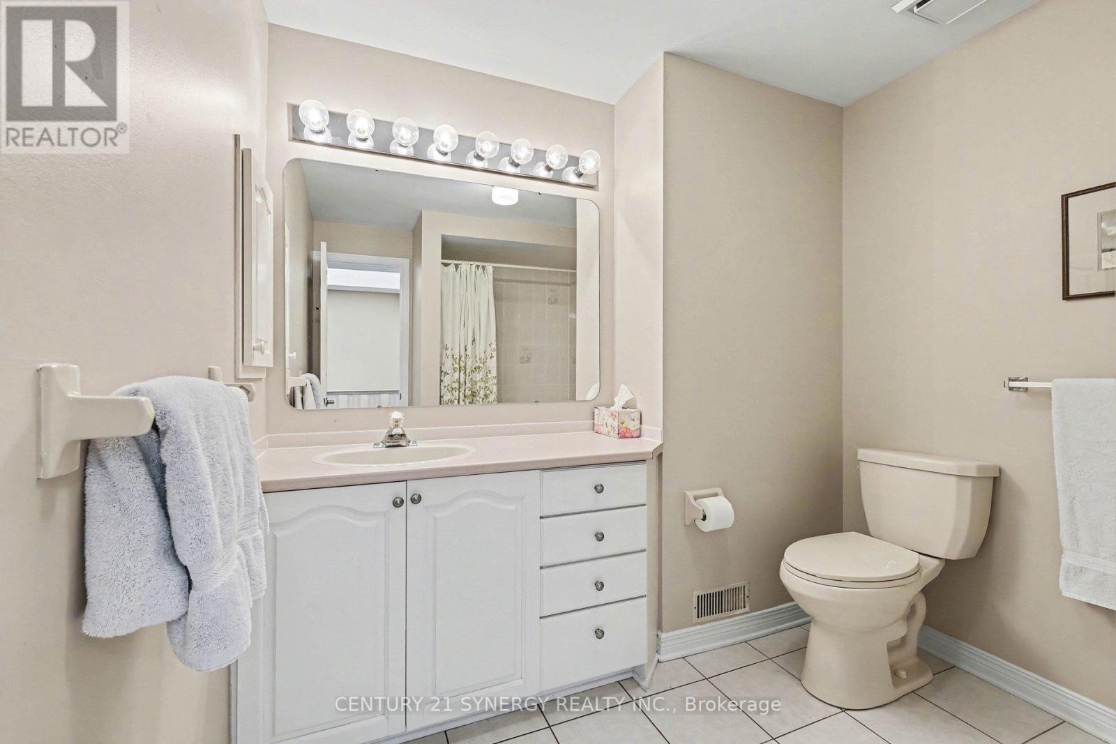 11 Grandcourt Drive, Ottawa, Ontario K2G 5W9 - Photo 30 - X12980980