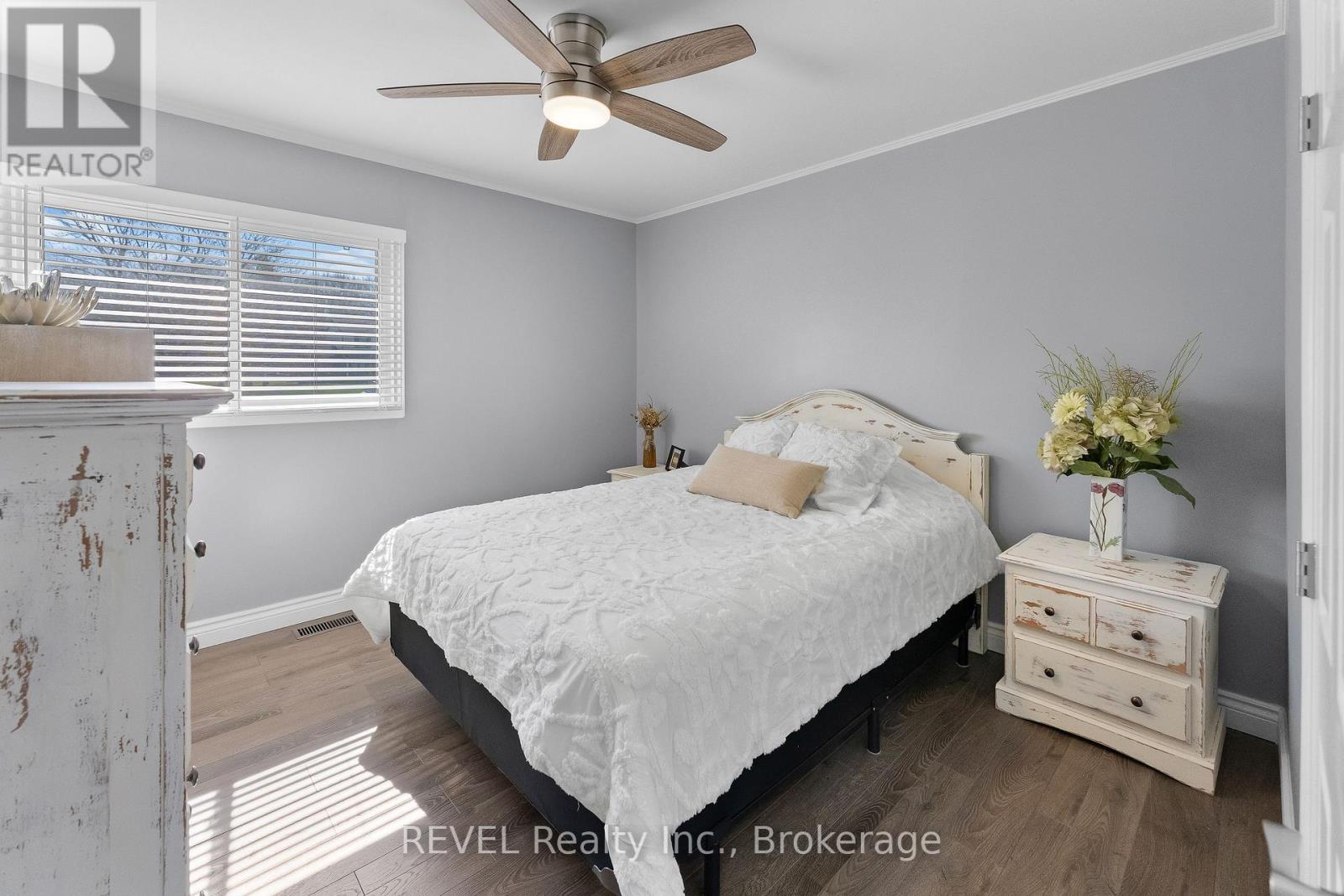 955 Ridge Road N, Fort Erie, Ontario  L0S 1N0 - Photo 17 - X12981136