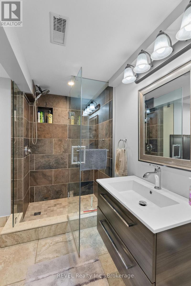 955 Ridge Road N, Fort Erie, Ontario  L0S 1N0 - Photo 26 - X12981136