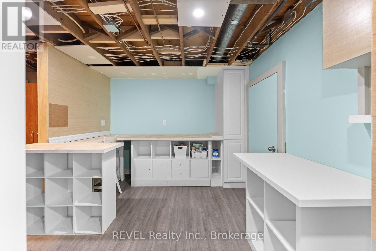 955 Ridge Road N, Fort Erie, Ontario  L0S 1N0 - Photo 28 - X12981136