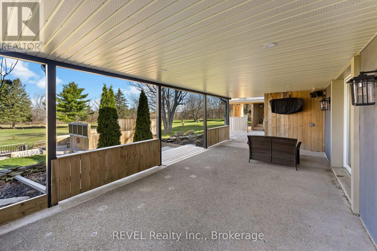 955 Ridge Road N, Fort Erie, Ontario  L0S 1N0 - Photo 29 - X12981136