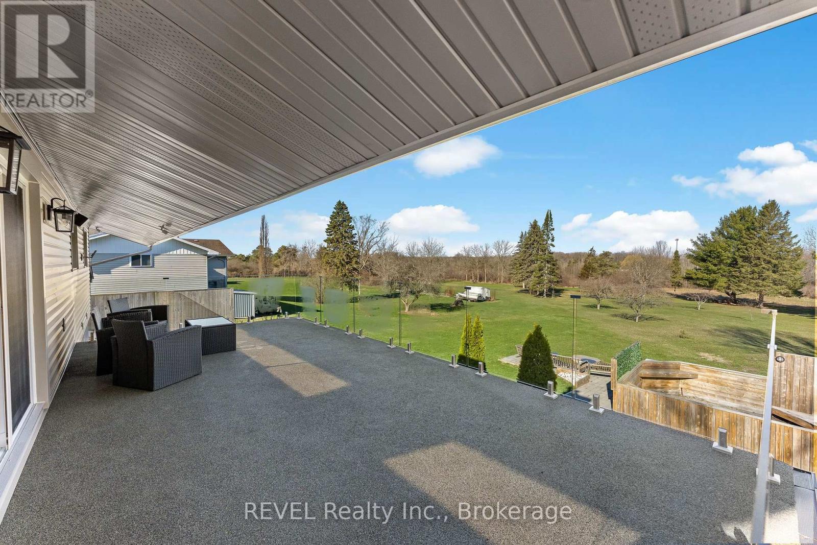 955 Ridge Road N, Fort Erie, Ontario  L0S 1N0 - Photo 30 - X12981136