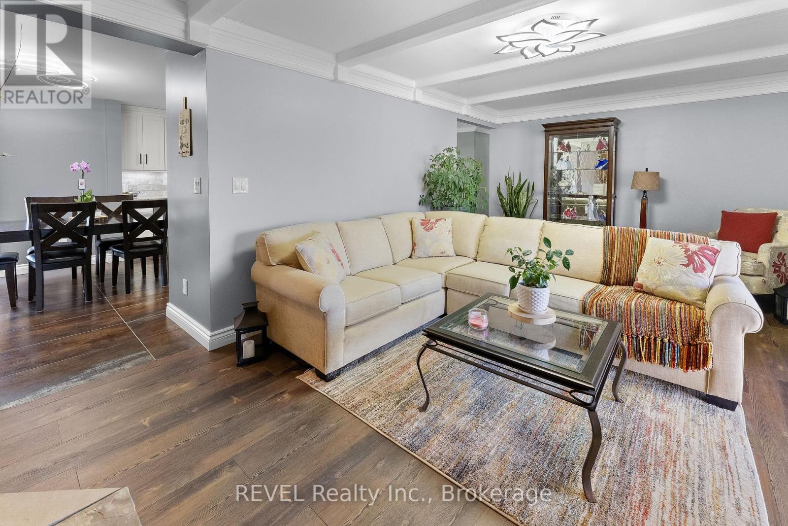 955 Ridge Road N, Fort Erie, Ontario  L0S 1N0 - Photo 7 - X12981136