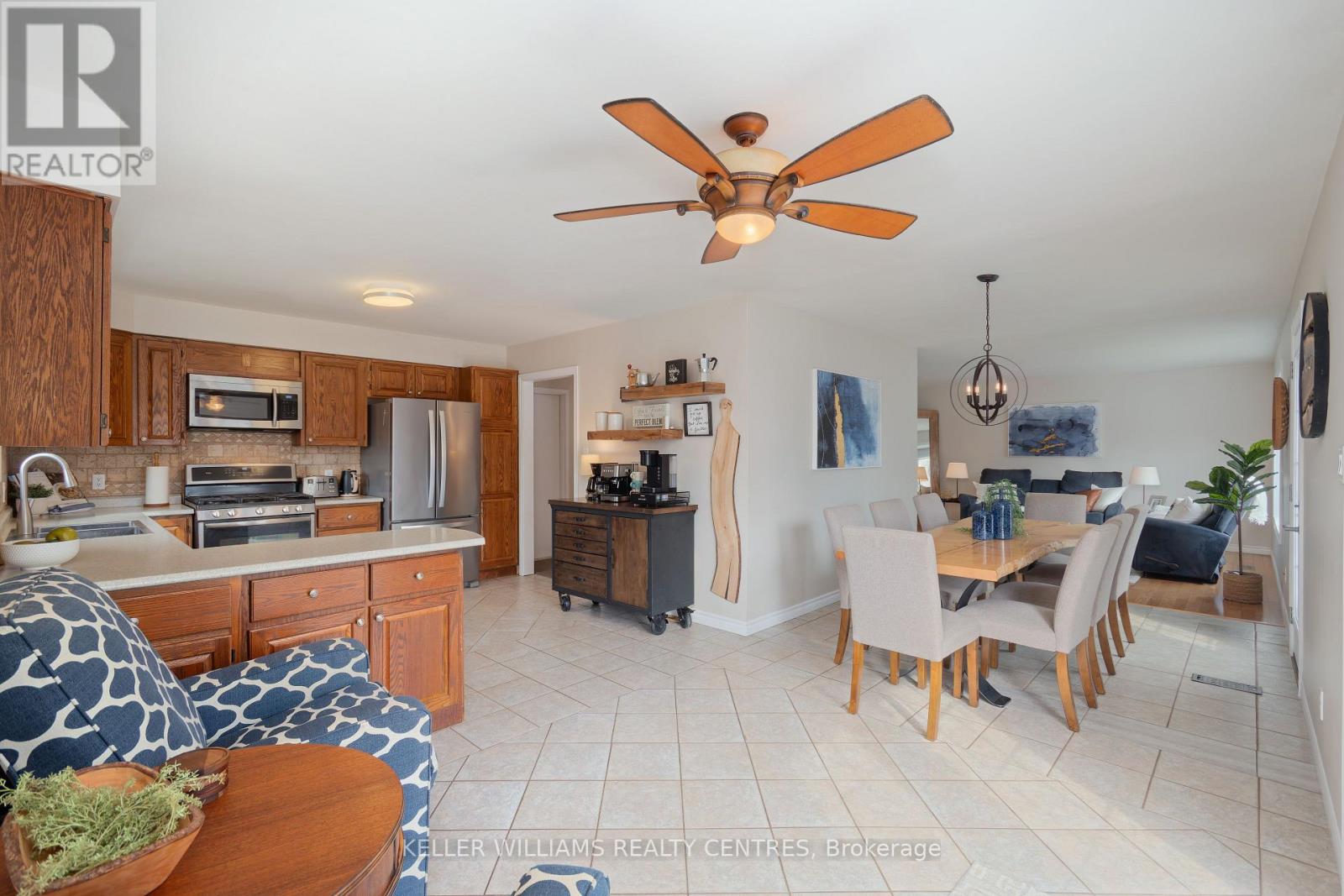 2209 Willard Avenue, Innisfil, Ontario  L9S 2C1 - Photo 10 - N12980986