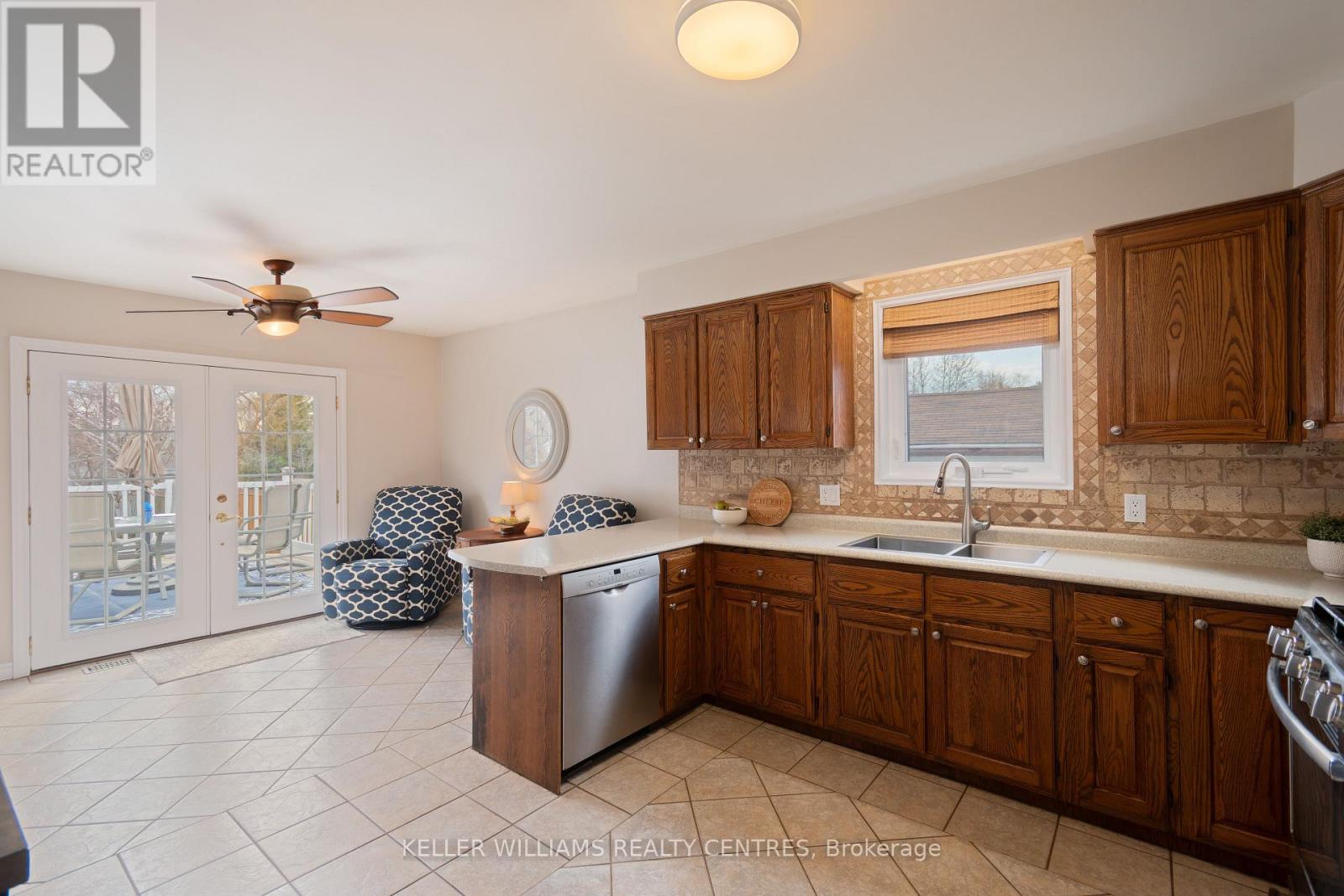 2209 Willard Avenue, Innisfil, Ontario  L9S 2C1 - Photo 8 - N12980986