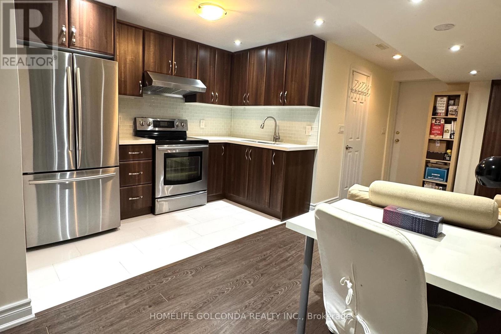 21 Belvedere Crescent, Richmond Hill, Ontario  L4C 8W1 - Photo 31 - N12981026