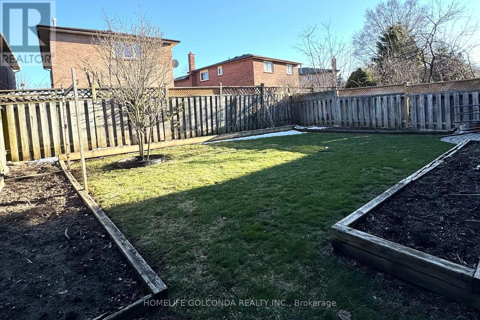 21 Belvedere Crescent, Richmond Hill, Ontario  L4C 8W1 - Photo 37 - N12981026